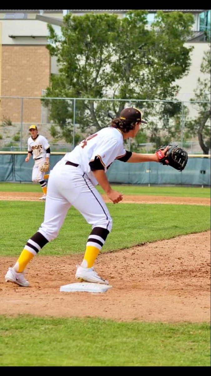 _austin35's tweet photo. ⚾️💛 https://t.co/FcyxsneG5Y