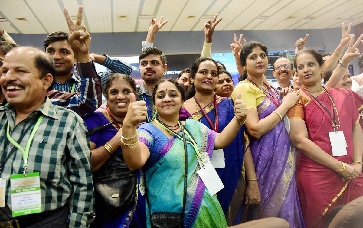 On this #womensday, a special shout out to <a href="/isro/">ISRO</a> :)

You make us proud 👍