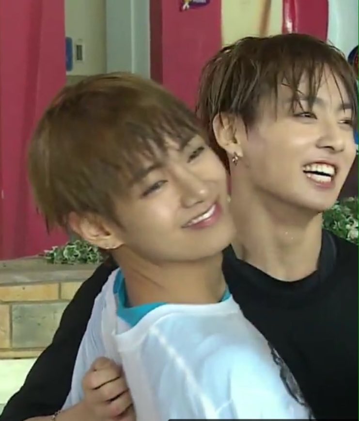 TAEKOOKPlCS's tweet photo. https://t.co/9DkmHDOcx5