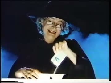 カミカミ王子 בטוויטר 光邦さん のりこさん ねるねるねるねの魔女はアメリカ出身のモデル フランシス ケネディ さんが演じ 声は声優の 鈴木れい子さんが担当したそうですよ ばっこん Radiko