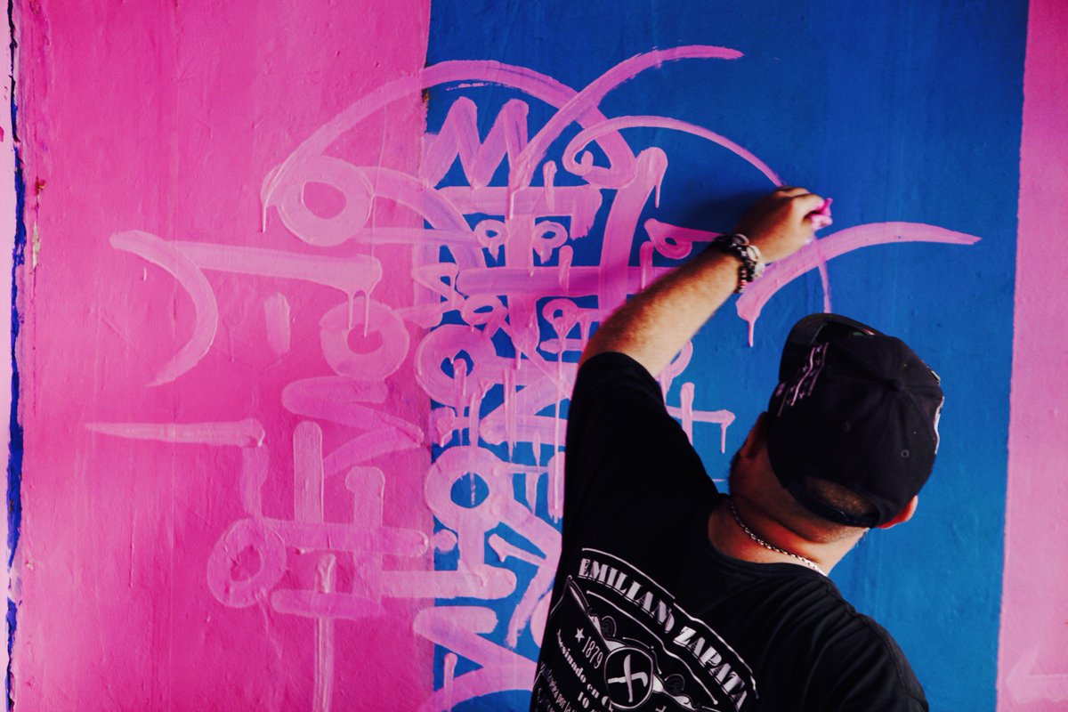 lacolonnefr's tweet photo. Dans deux semaines, il n'y aura plus rien https://t.co/bbC391l74G #graffiti #streetart #loftdu34 @Marko93 #nicolasgiquel https://t.co/GXb93HAnqY
