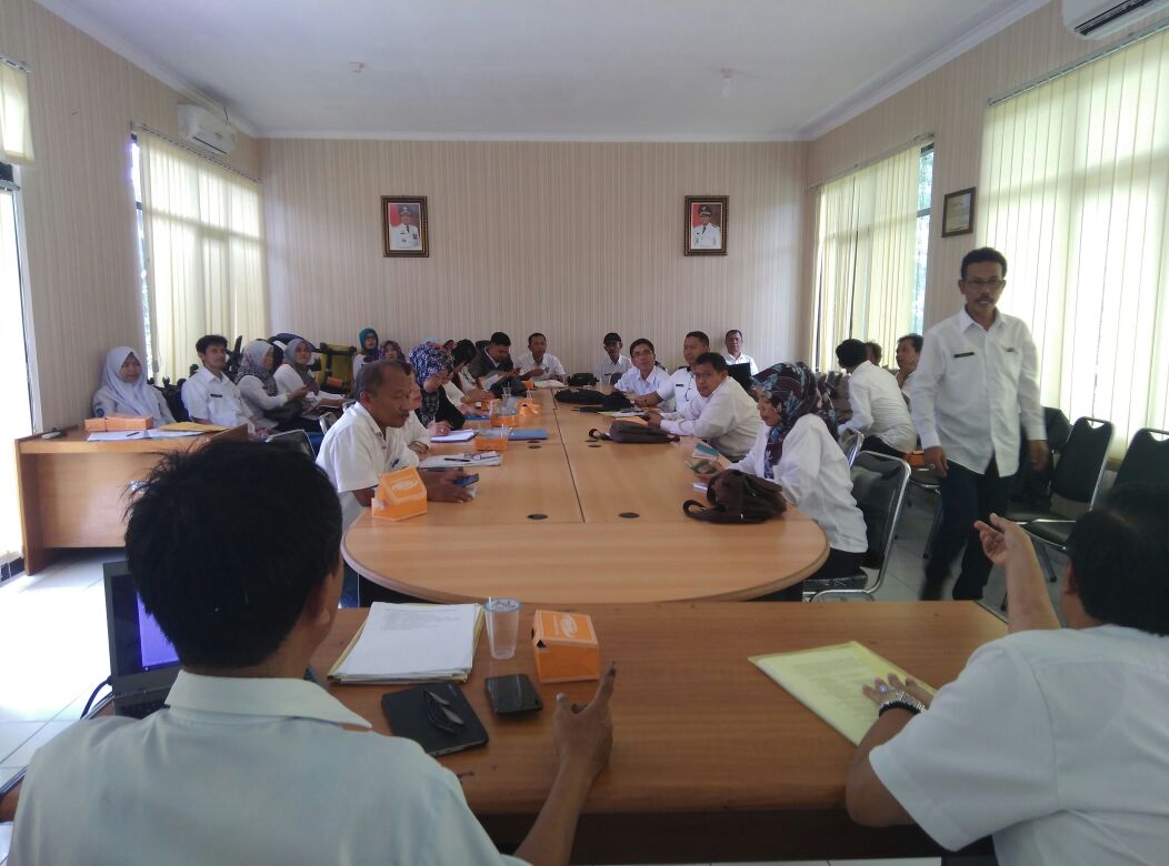Rakor DPMPD dngn TAPM soasialisasi kegiatan dana Bangub.. <a href="/KemenDesa/">Fast Track Travel</a> <a href="/akangagus/">agussalam</a> <a href="/imbar_utsman/">imbar usman</a>