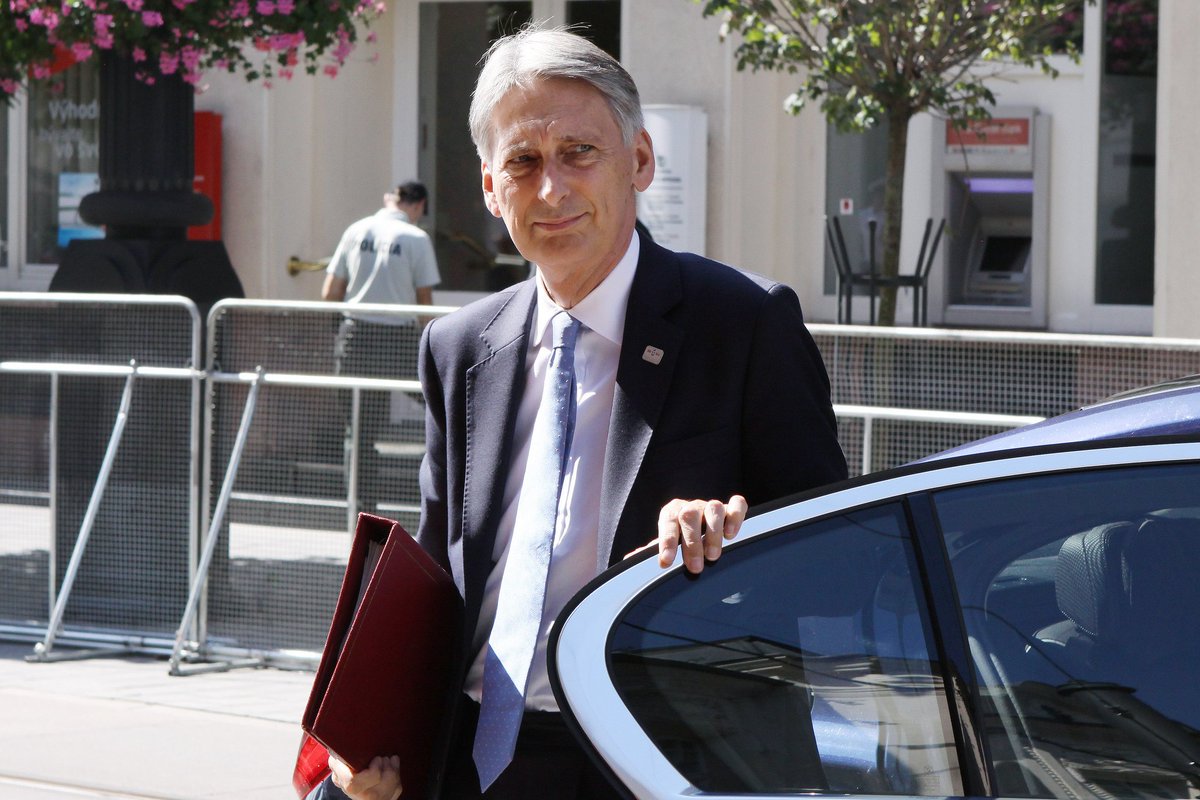 IQ_Grad's tweet photo. Will #Chancellor Philip Hammond's #Budget2017 narrow the UK's skills gap? --> https://t.co/ORJHu2PEkI #Brexit https://t.co/9KmQnZFdWZ