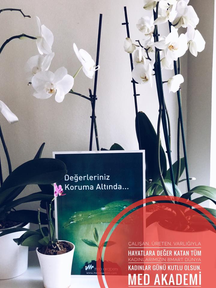 Emekçi, üretken,çalışan,mucizeler yaratan,varlığıyla hayata,dünyaya değer katan tüm kadınlarımızın #8martdünyakadınlargünü kutlu olsun