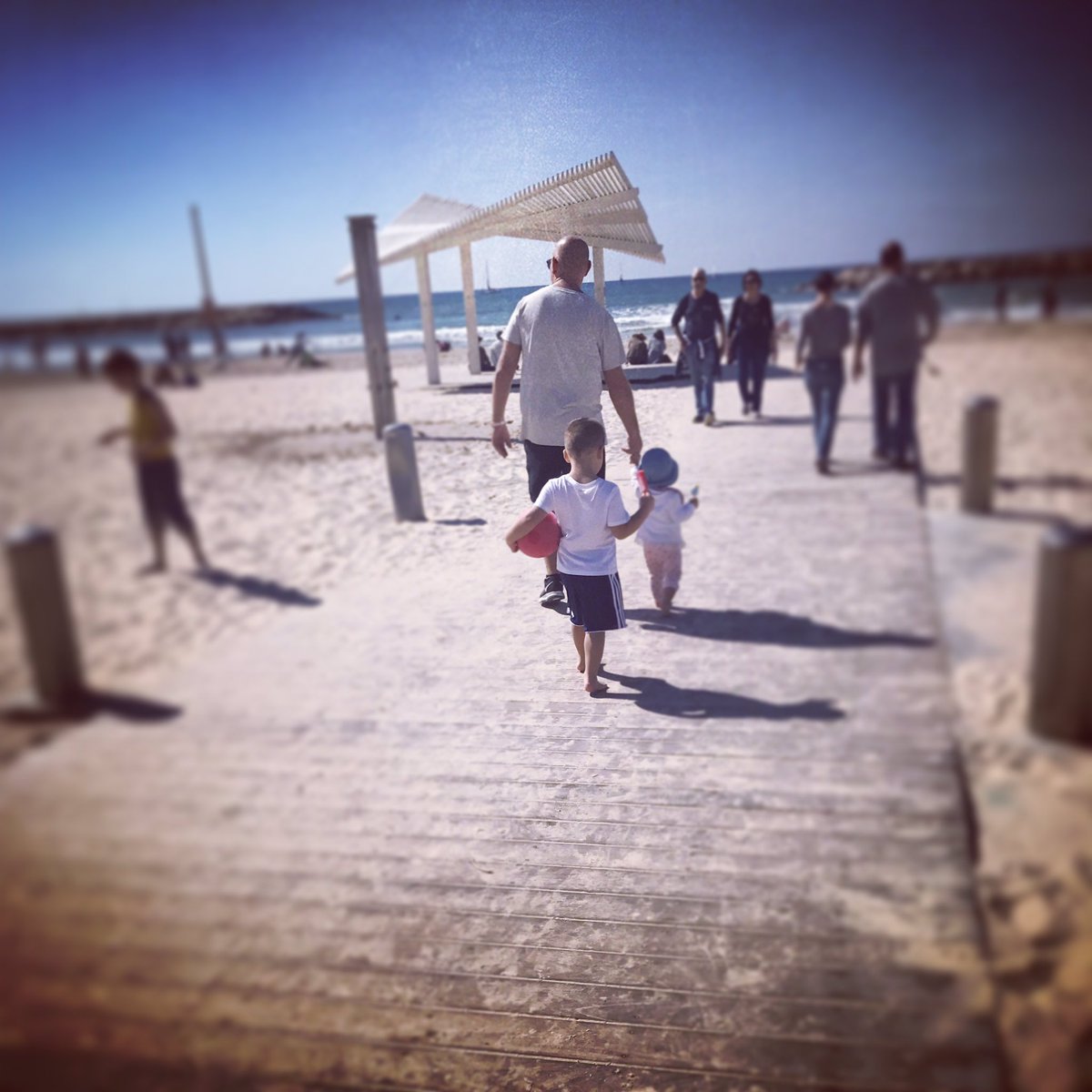 nataliekriz's tweet photo. Ori's Birthday! 🎉🎉😍 #Israel #Familia 🙌🏻 https://t.co/JdzoOwgd7P