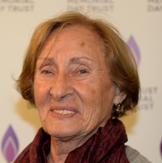 HMD_UK's tweet photo. Susan Pollack MBE survived Auschwitz and Bergen-Belsen. Read her remarkable story for #InternationalWomensDay https://t.co/CBIfGNUt0c https://t.co/DM1G9gxk4n