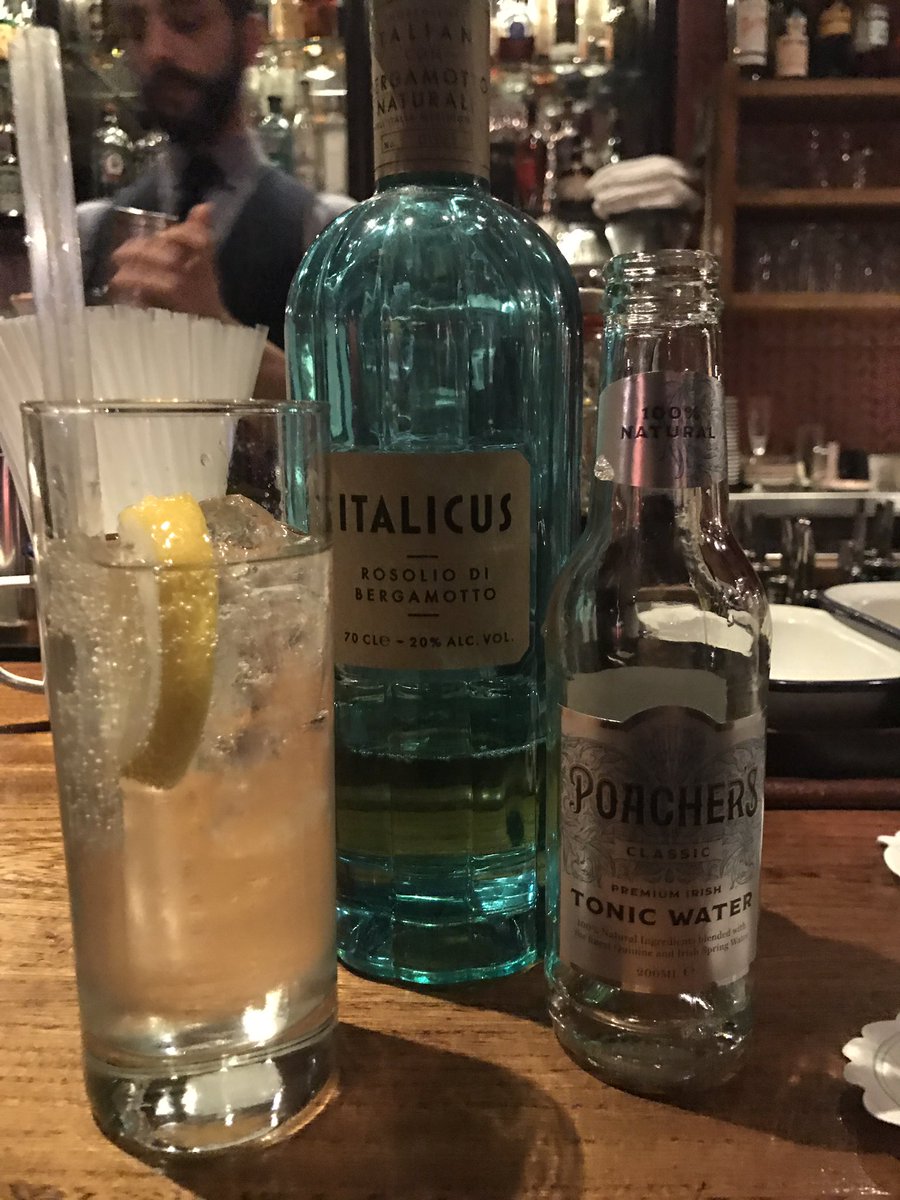 What a magnificent combo#Italicus#PoachersTonic#GuiseppeGallo