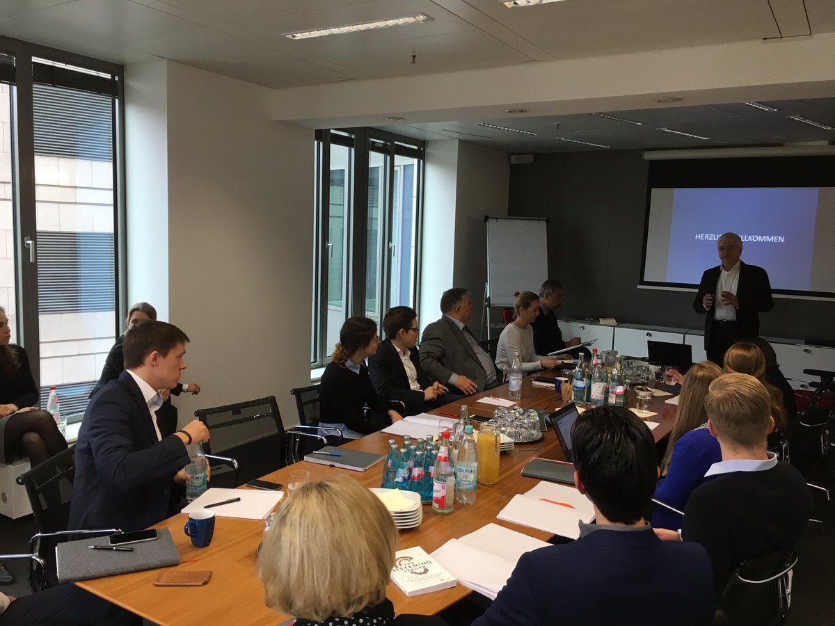 Workshop bei @FTIGermany zum Thema #CommunicativeLeadership mit unserem Senior Advisor Emilio Galli Zugaro #listeningleader #ftispoton