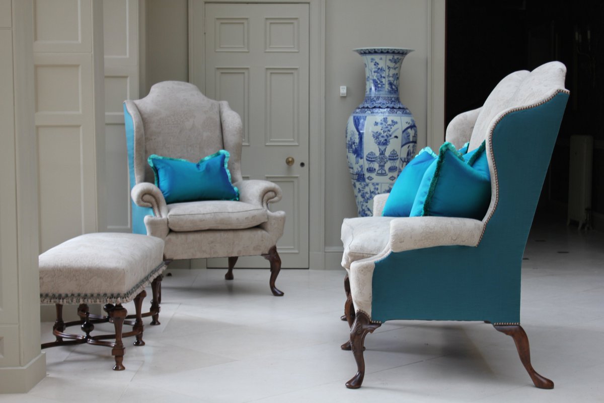 theoddchairco's tweet photo. The Lennox Wing Chair &amp; Sofa:great statement pieces to add into your interior. Dressed in @zimmerandrohde fabrics #makeastatement #interiors https://t.co/BJzcKnTYSx