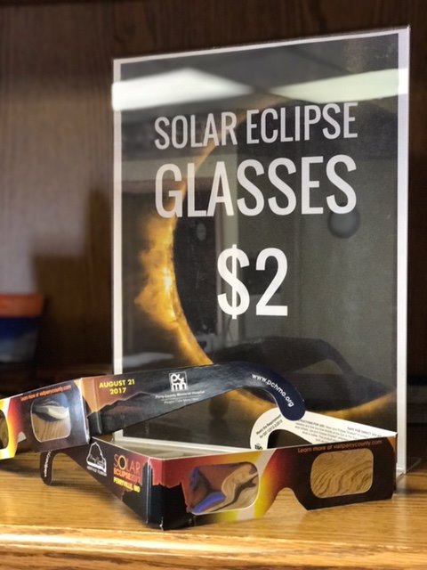 perrycoeclipse's tweet photo. Don't miss out! Get your PCMH #eclipse2017 glasses at @pvillemochamber. #perryvillestrong #Perrycomo #Perryvillemo #gettothepath https://t.co/VioKPTYPtK