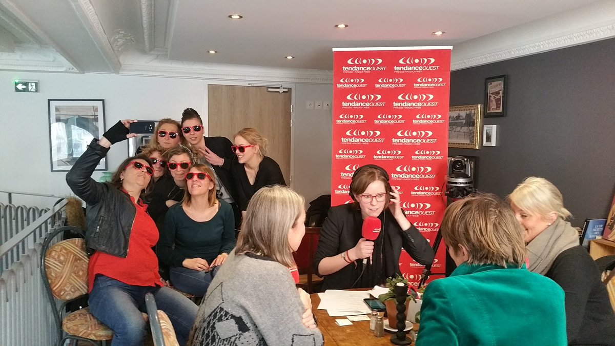 Après le stress du forum, du concours et du live avec <a href="/Celia_cara/">Célia Caradec</a> sur <a href="/tendanceouest/">Tendance Ouest</a> les #femmes #entrepreneures se lâchent! Séance selfie 📸