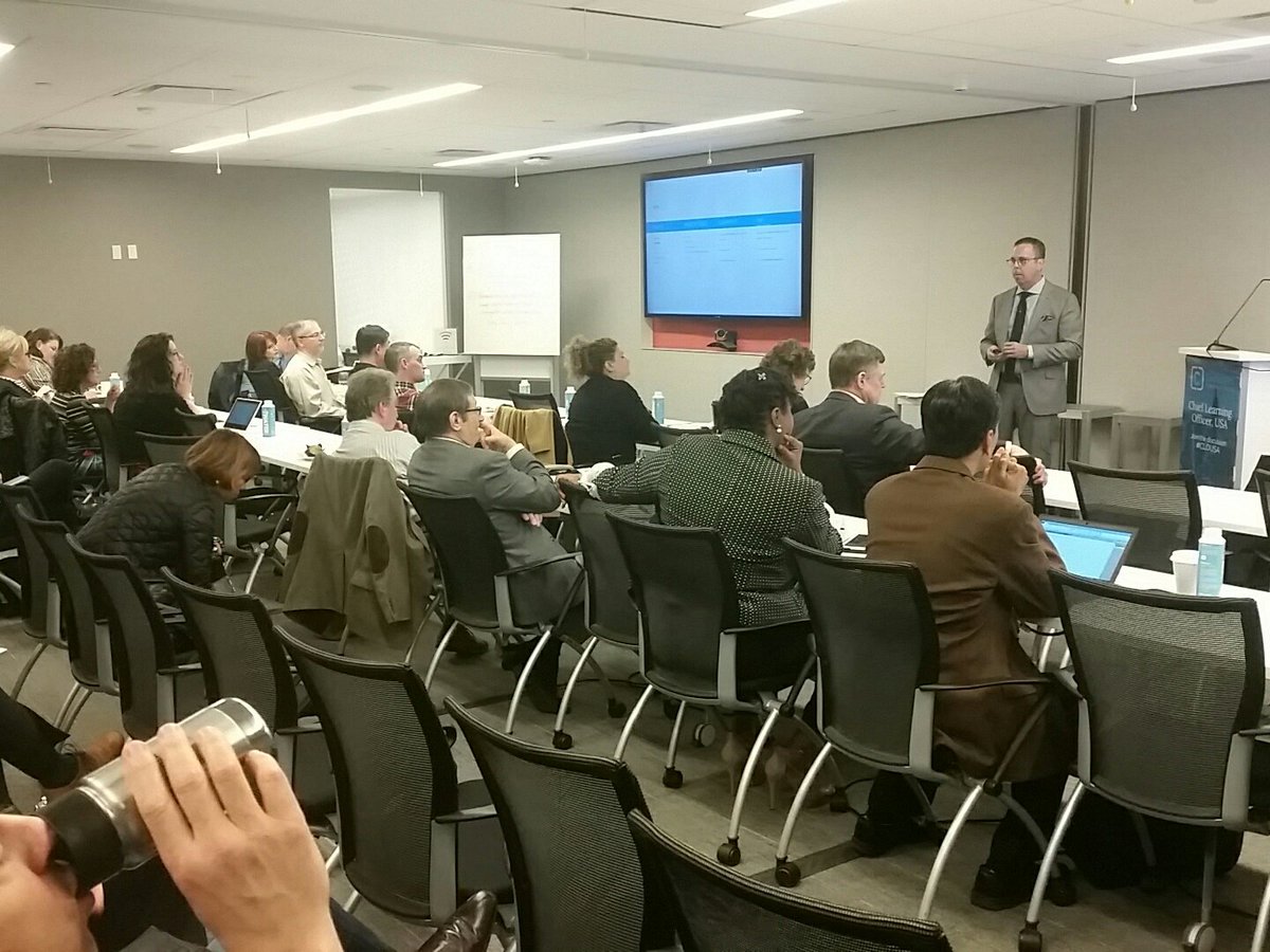 CoriniumGlobal's tweet photo. Mark Rhein "How to attract and develop talent". #CLOUSA https://t.co/6oPjJNzW0q