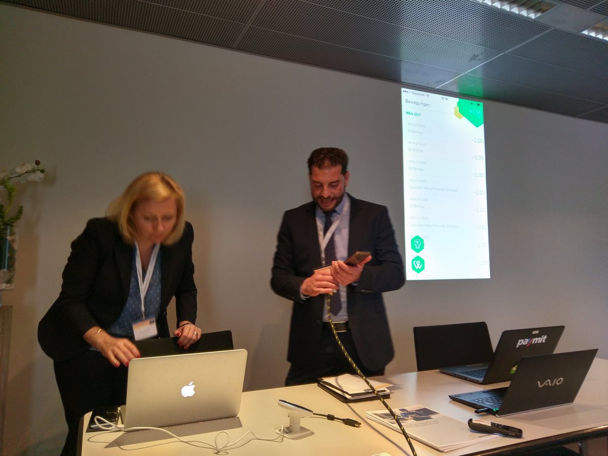 Jetzt <a href="/bruno_bonello/">Bruno Bonello</a> <a href="/sixgroup/">SIX</a> zeigt die moderne #mobile #Payment Lösung #Twint : Bezahlen per #Fingertipp zusammen mi @iweb_ch  am #SeGF