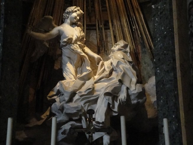 Sanatın Tarihi on Twitter: "istemiştir. Bu vecd olayı Bernini'yi çok derinden etkilemiştir. Bu yüzden sanatçı bize ''o anı'' muhteşem detaylarla sahneliyor."