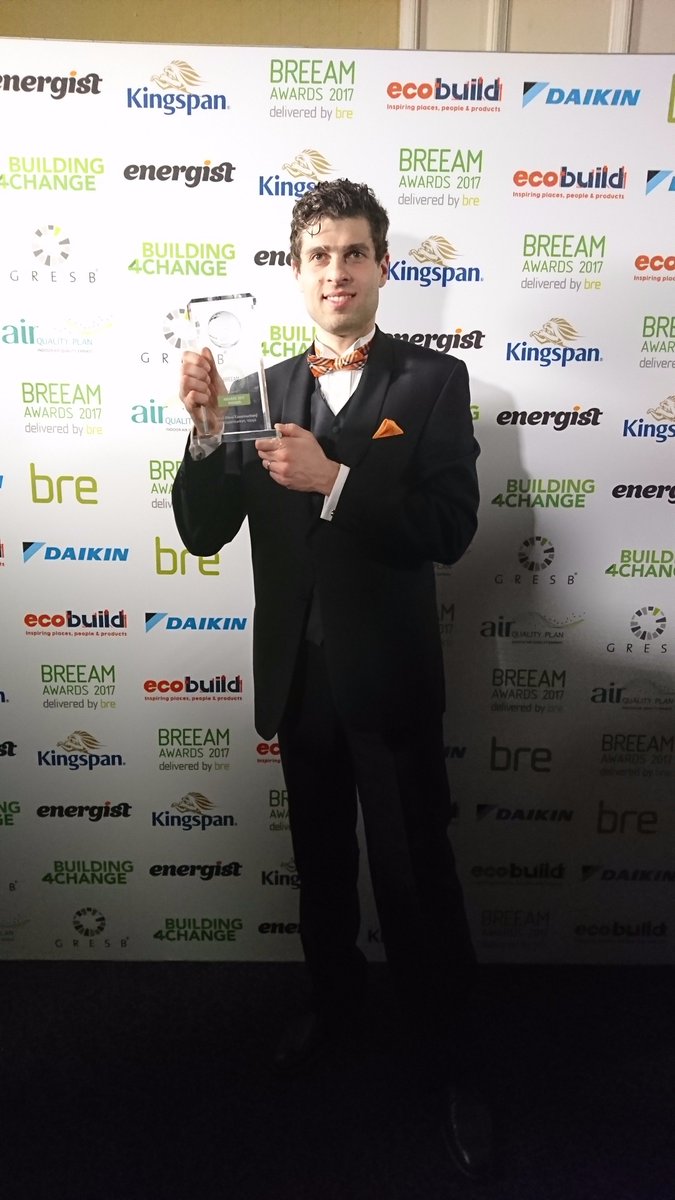 Congratulations Cristian Nae @Cowi - Winning Retail New Construction Award - Vaxjo Lidl Store, Sweden #BREEAMAwards
x.com/BRE_BREEAM/sta…