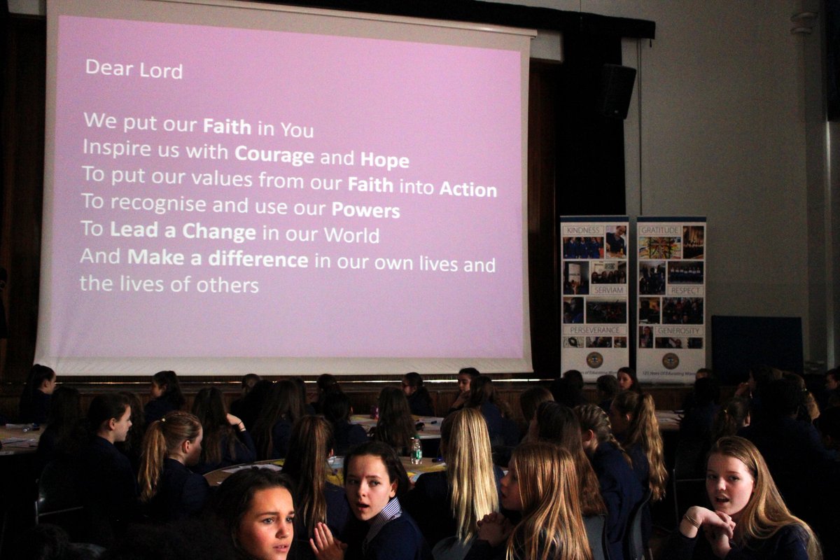 uhswimbledon's tweet photo. #LeadAChange #makeadifference #thisgirlcan #IWD2017 https://t.co/zsKt8SDD6i