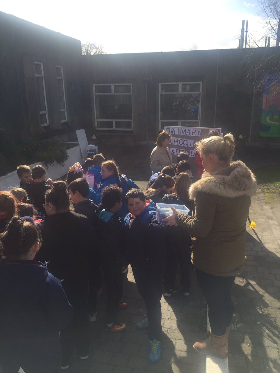 PEXpoIreland's tweet photo. Primary schools arriving at #PEexpo π¨βπ¨βπ§ππ» https://t.co/xJwp0P2gaO