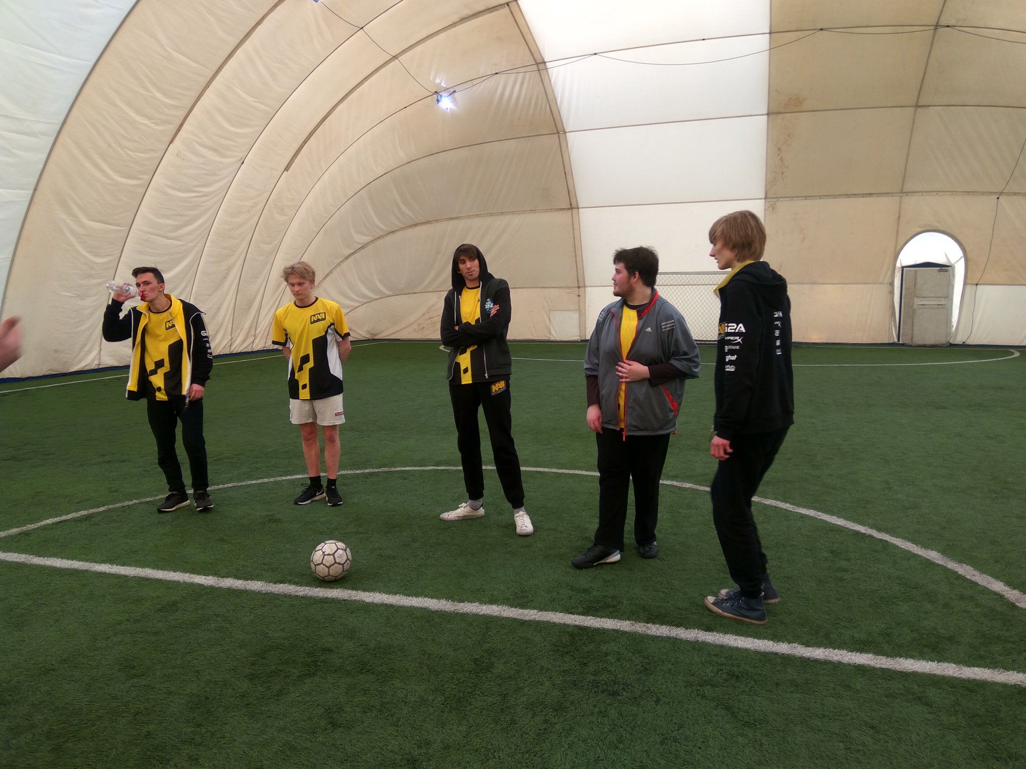 C6ZFJeXXMAEw3vZ.jpg:large