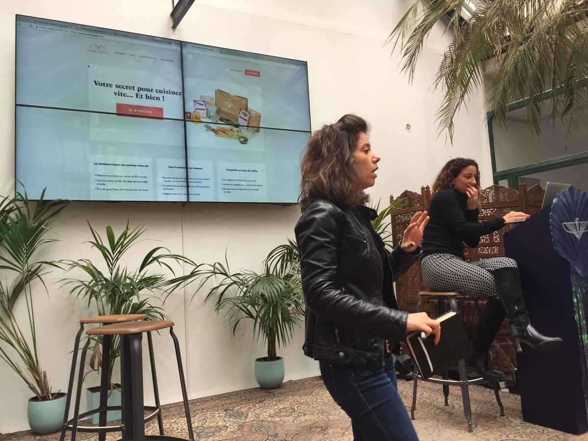 CharlotteSiera1's tweet image. En plein workshop @_TheFamily 💪#womenpower merci les filles @juliecoudry @TeamRank_in @madein_law #JourneeDeLaFemme