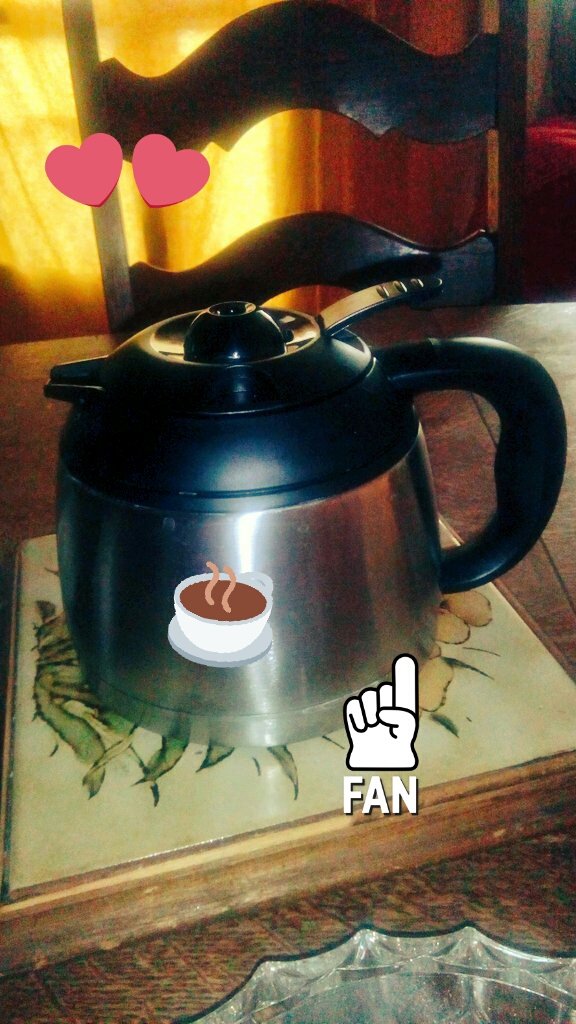 didajoleane10's tweet photo. #SenseoSwitch ce matin un petite envie de café mais fait avec la cafetière SenseoSwitch 2/1 j'adore :-) @sampleo https://t.co/CuHJTZhfIa