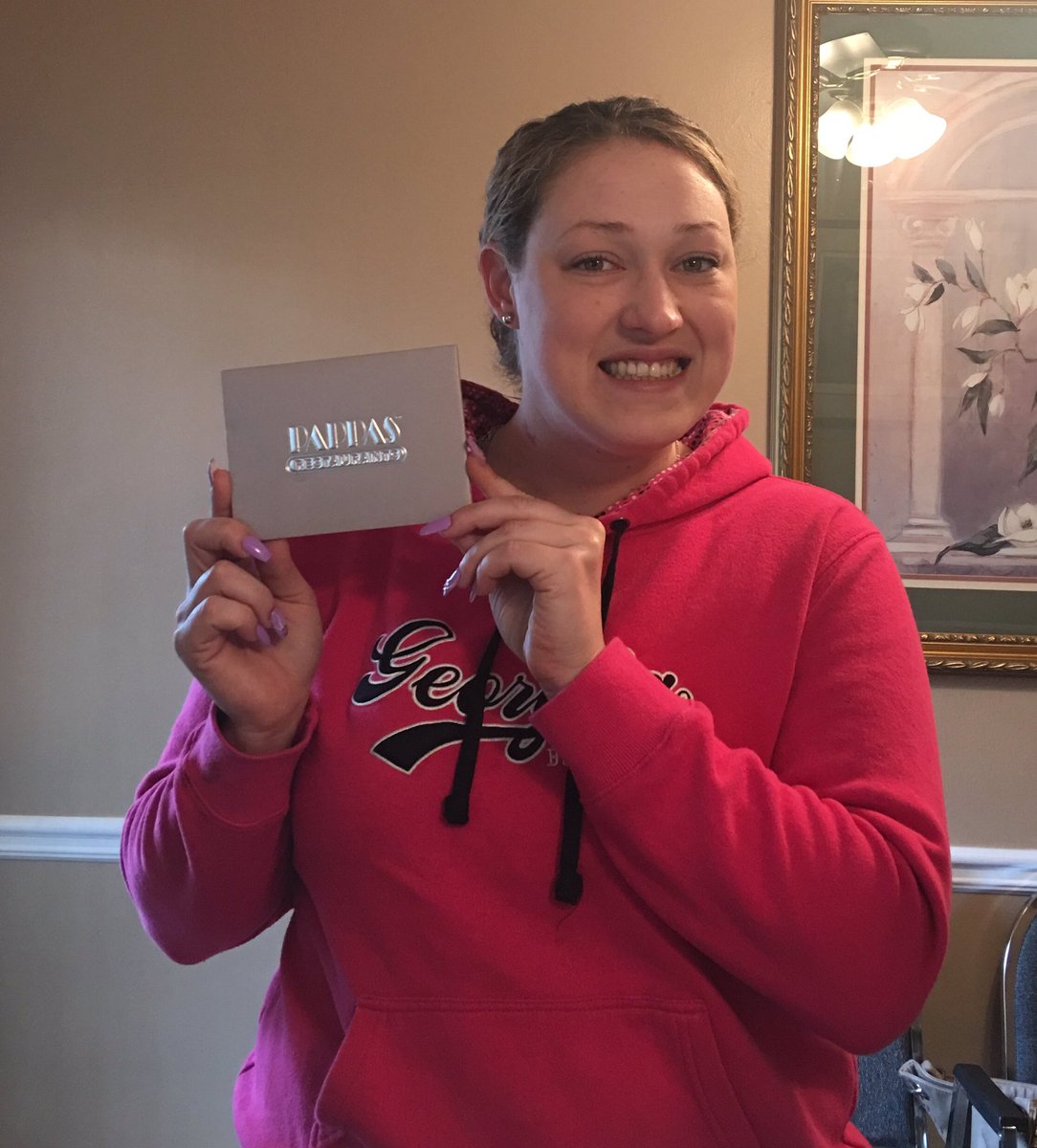 BulldogChiro's tweet photo. Look at that happy face!  Our #mardigras challenge winner, Laura S, w/ her $50 #Pappadeaux GC. #weloveourpatients. #DrWilber #Chiropractic https://t.co/U4VfhfwUpH