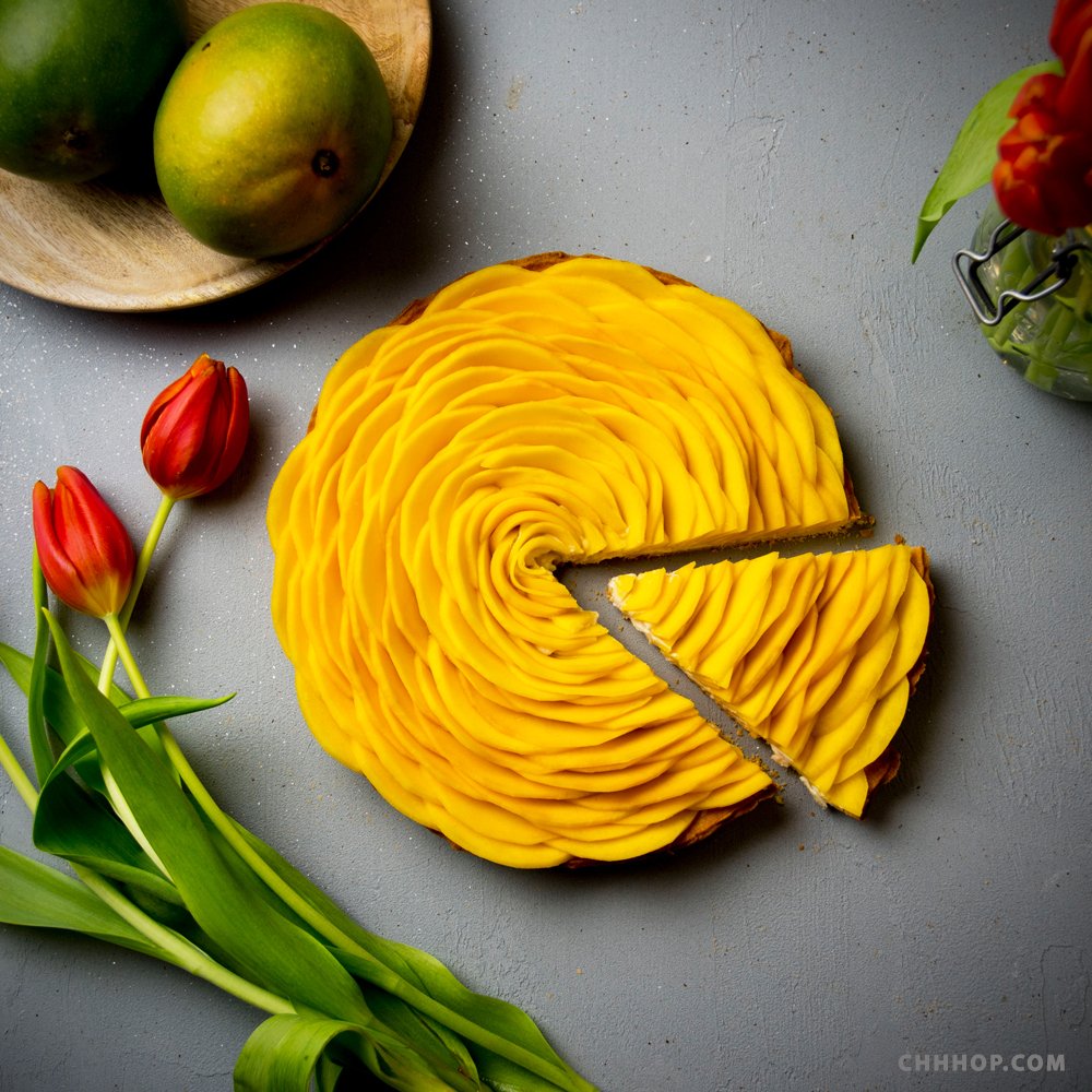 Youmiam's tweet photo. Pour la #JourneeDeLaFemme, une jolie #fleur à déguster ?🌹
#tartesucree #cookingbuddy #homemade
➡ https://t.co/BzWejacSSM https://t.co/sGMkMmoMMt