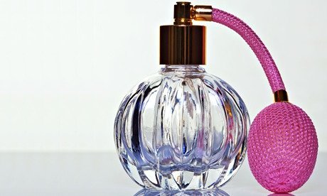Cimory_OTV's tweet photo. 5 Titik yang harus kalian perhatikan saat menyemprotkan parfum agar tahan lama diantaranya adalah leher- https://t.co/kgg07dl1Qj