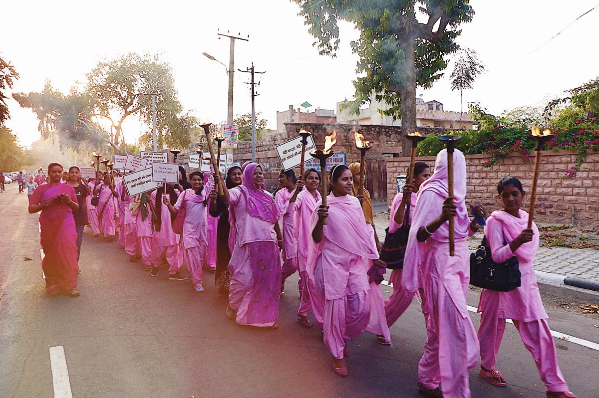 weareworldchall's tweet image. Happy International Women’s Day!Celebrating our amazing gender equality projects, Sambhali Trust in India &amp;amp; Murapola Monastery in Sri Lanka.