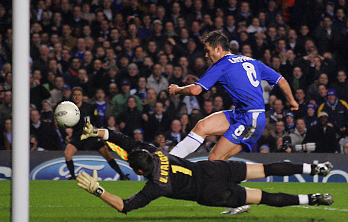 Chelsea Fc On This Day In 05 We Beat Barcelona 4 2 At The Bridge To Reach The Last Eight Of The Champions League