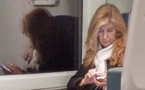SPOTTED. Arsene Wenger hides from angry supporters, wearing a wig after the humiliating 10-2 aggregate defeat to Bayern Munich...