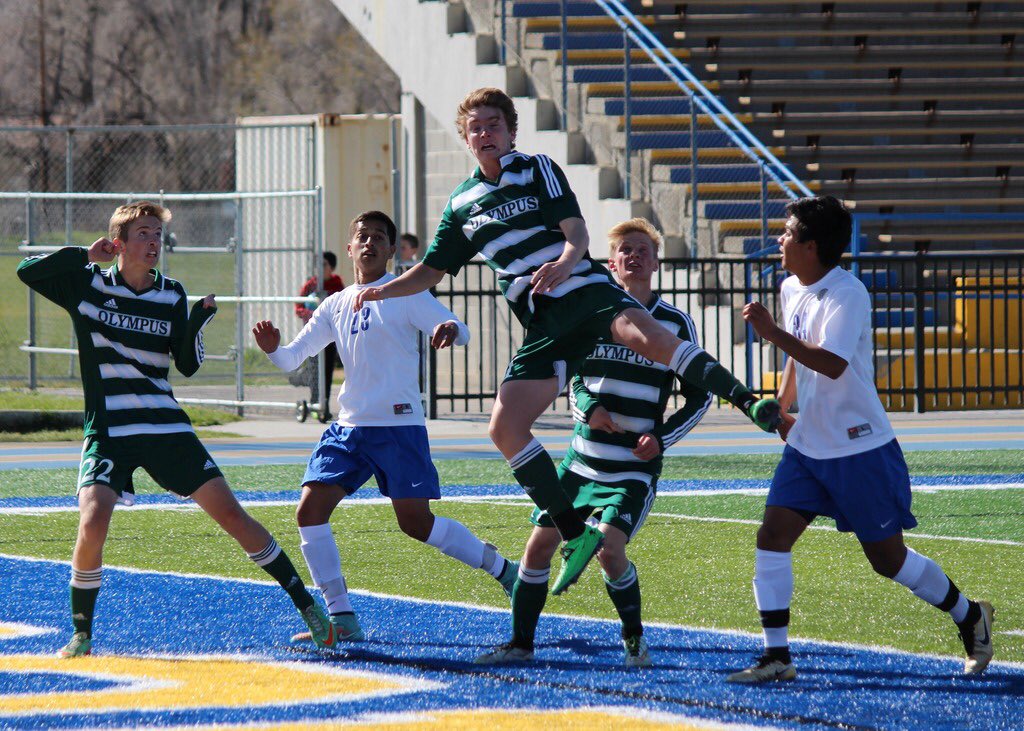 lukasjohnson_'s tweet photo. Come watch the best looking team in the state beat Cottonwood at 3:30. ⚽️ https://t.co/HQm2JJS0fv