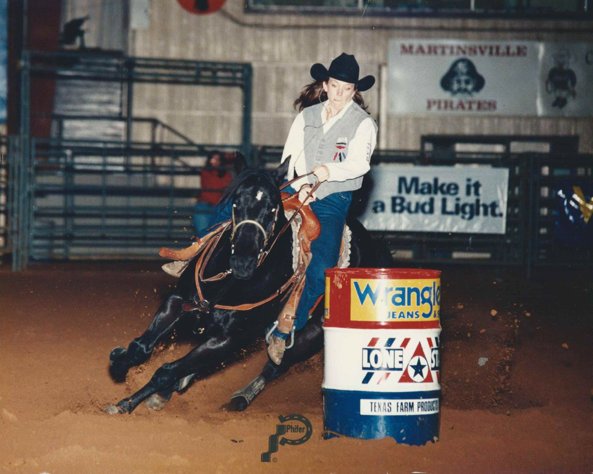 rileyhuston__'s tweet photo. my momma kicking butt on the old man back in the day #ripkidd https://t.co/2faoxA6RC8
