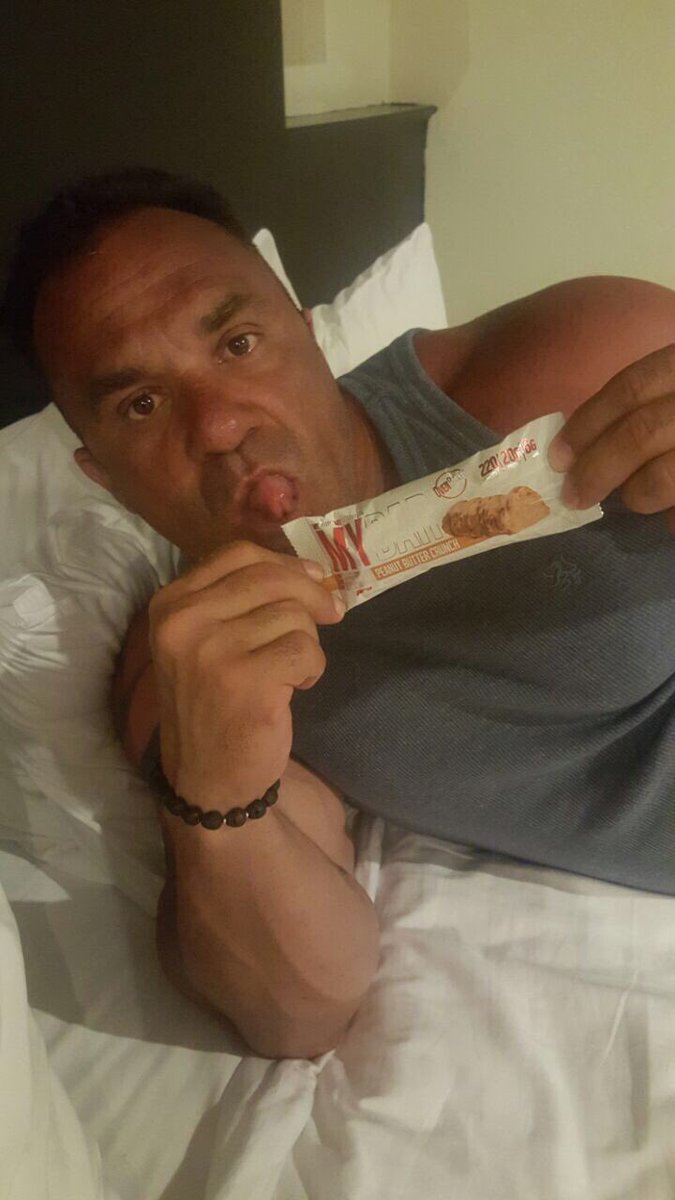 CarlosTCFitness's tweet image. When in Thailand and your sweet tooth kicks in #mybar #prosupps #pstakeover #boom #gamechanger #mybody #mynutrition  @ProSupps