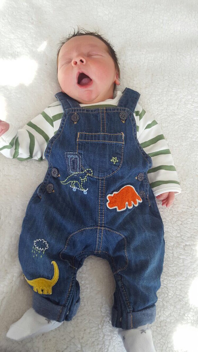 Kcollinsx's tweet photo. I have the cutest nephew 😍😍 #inlove #eoindeclan #gorgeousboy https://t.co/8U91S7do50