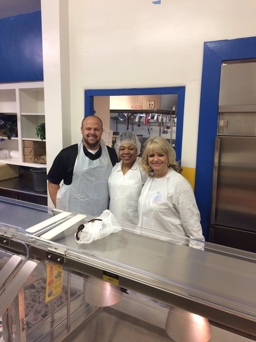 Myra Edwards (@myrabedwards) on Twitter photo Lincoln Parks and Rec Dept. serving breakfast <a href="/TCCHS_TIGERS/">Talladega County Cen</a> for #nationalbreakfastweek Lincoln Parks and Rec Dept. serving breakfast <a href="/TCCHS_TIGERS/">Talladega County Cen</a> for #nationalbreakfastweek
