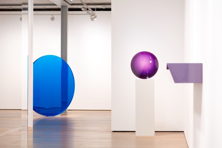 Online now, Neil Zackiewicz reviews 'Plastic Show' <a href="/AlmineRech/">Almine Rech</a> <a href="/saturationsite/">Saturation Point</a> saturationpoint.org.uk/Plastic_Show.h…