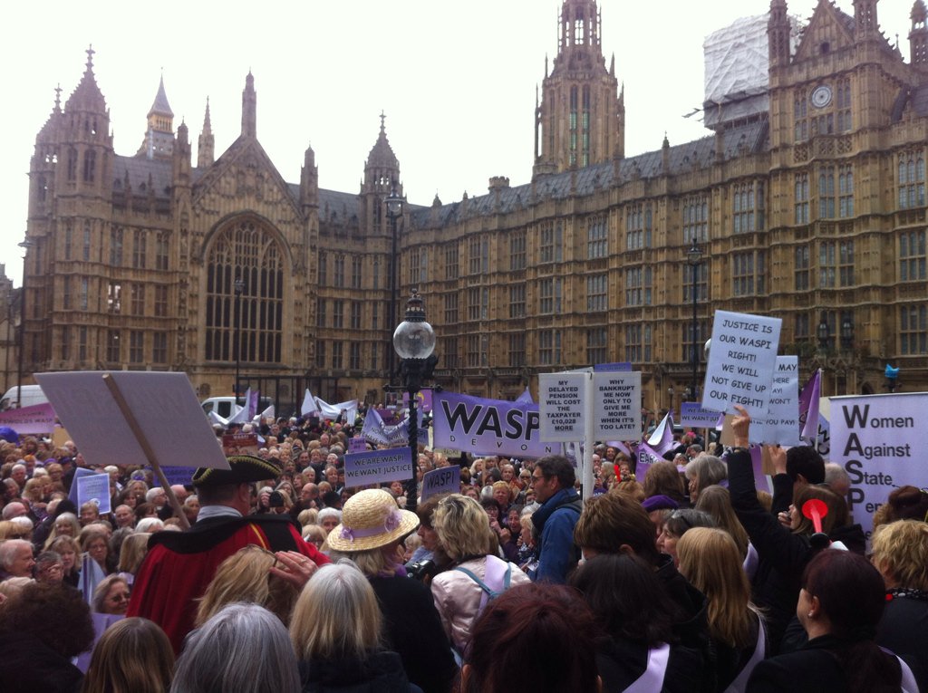 WASPI_Campaign's tweet image. "We paid in. You pay out!" is the #WASPI chant right now #IWD2017