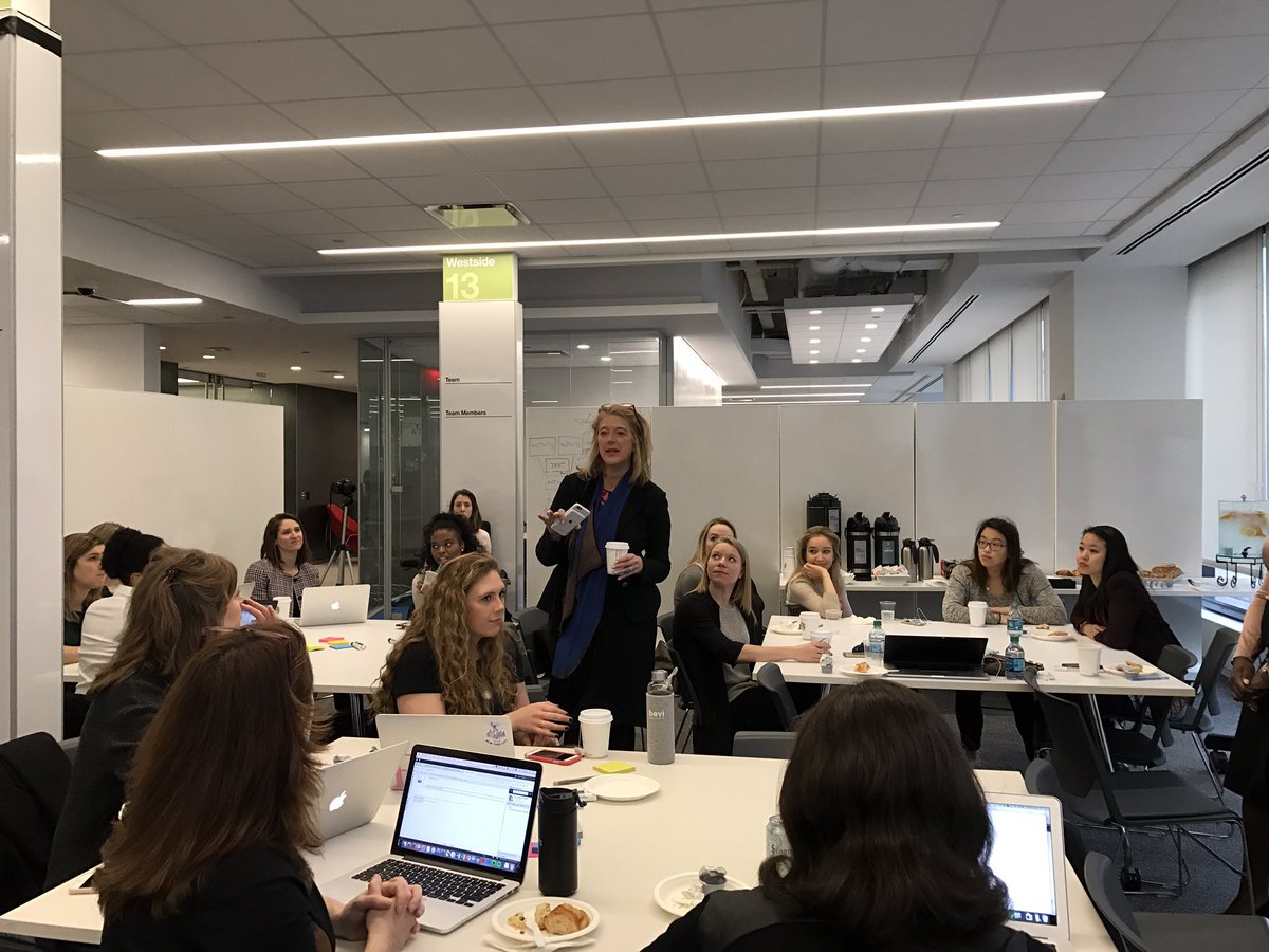 '@IBM empowers us to lead our own path - be bold, drive change and do good' - Lisa Rometty #BeBoldForChange #inernationalwomensday