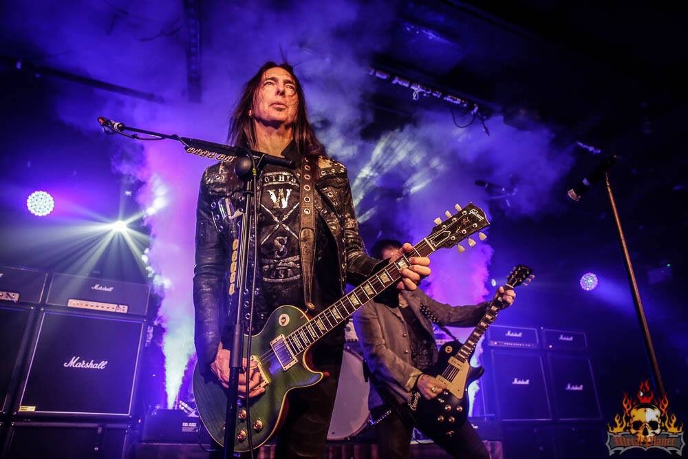 Super stoked to play 2 nights in Glasgow. Gonna rock! #HeavyFire <a href="/BlackStarRiders/">Black Star Riders</a> <a href="/gunofficialuk/">GUN</a> <a href="/backyardbabies/">dregen</a>