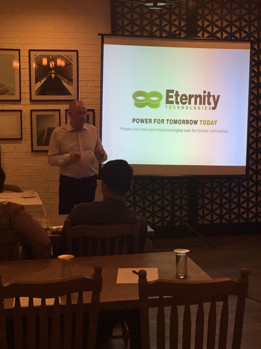 EternityTec's tweet photo. "Ask The Battery Guru Evening" with Dr Mark Stevenson @EternityTec #jakarta #indonesia #batteries #EternityTechnologiesSIngapore https://t.co/siEJeiJDWq