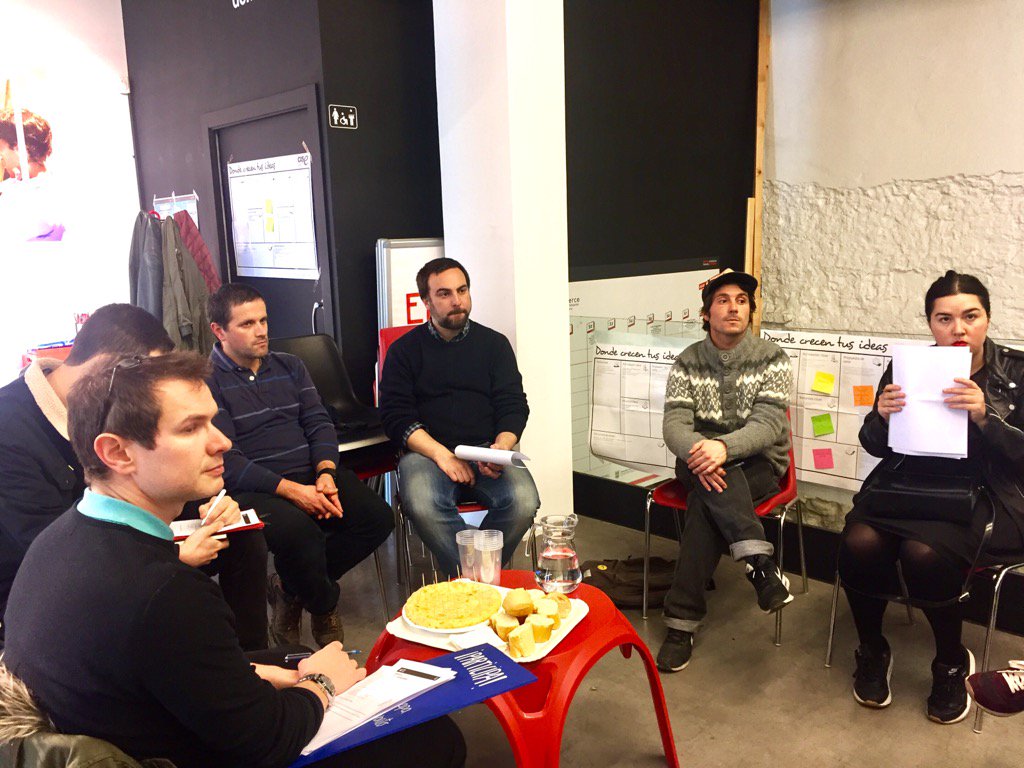 Inaugurando el I.Networking del comercio local en PuntuDenda con <a href="/FomentoSS/">Donostia Sustapena - Fomento San Sebastián</a> @EvaConMas #BiziPuntuDenda