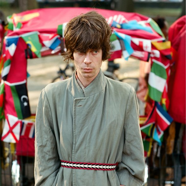 FIONN REGAN live in-store @ RT EAST Weds 19 April! Pre-order new album 'The Meetings of the Waters' &amp; wristband now: roughtrade.com/events/fionn-r…