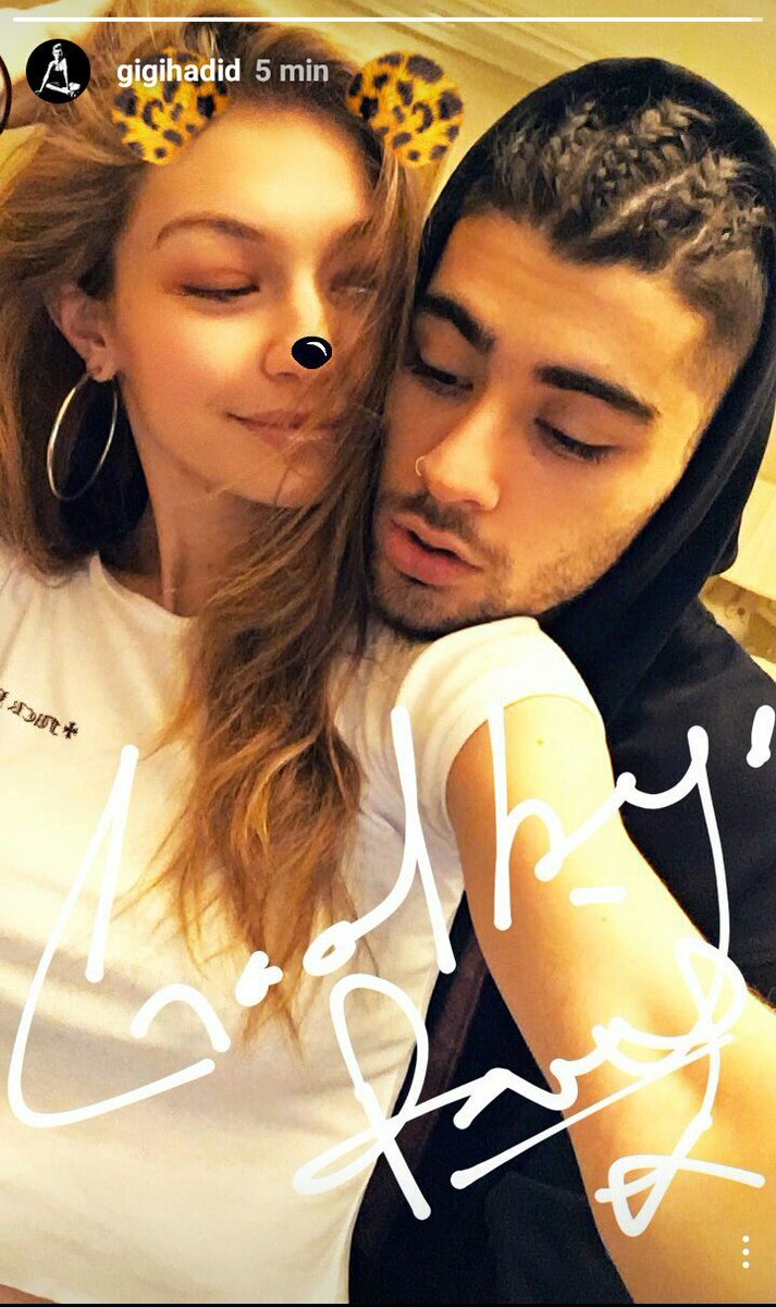 falling_xo's tweet image. Zigi OMG 💓💓💓 @GiGiHadid @zaynmalik