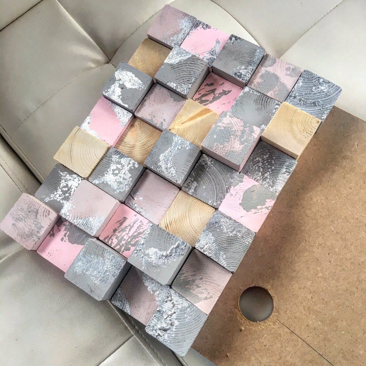 lykke_concept's tweet photo. #Decor on the way!
#design #wood #architecture #decorate #homedecor #Inspire2017 #interiordesign #decoration https://t.co/x7e1iO6xQL