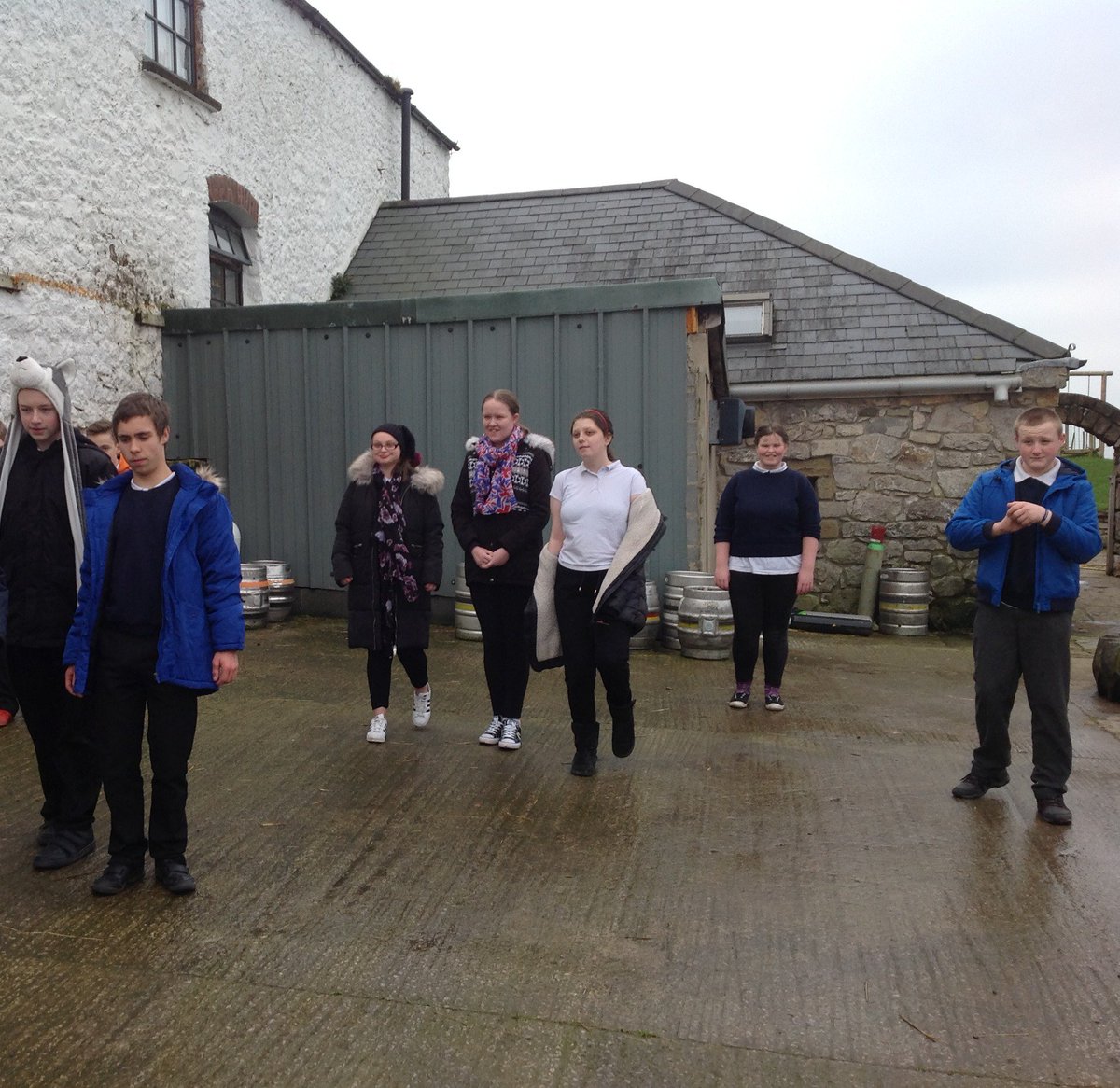 Hunting for the dragon at Bodafon Farm <a href="/ysgolygogarth/">ysgol y gogarth</a> #welshdragon #leadcreativeschools #missingdragon