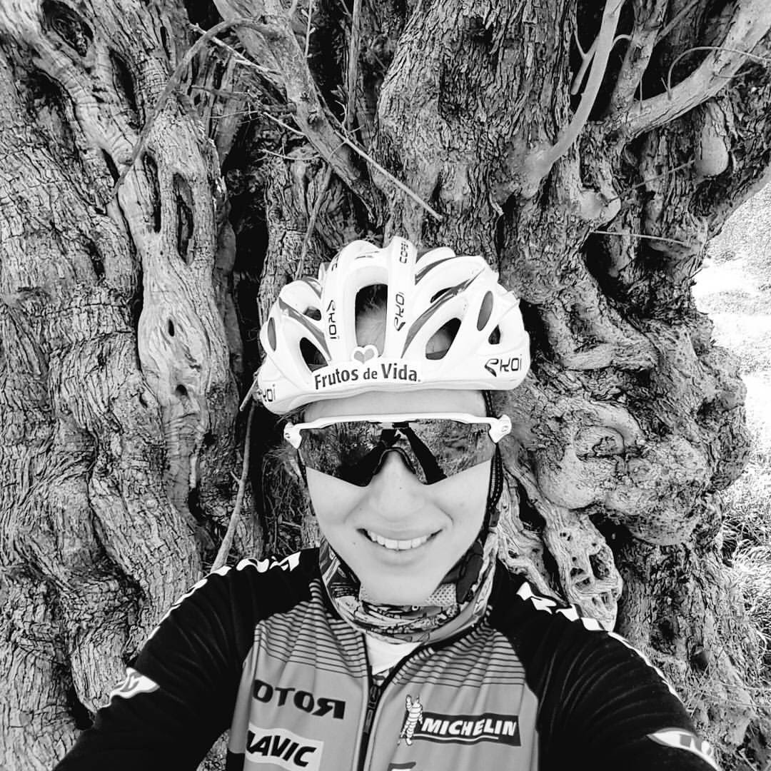 Felicidades a todas las mujeres 😊 #LuchenPorLoQueEsJusto  #VivanConPlenitud #CumplanSusSueños  #RespetoParaTodos