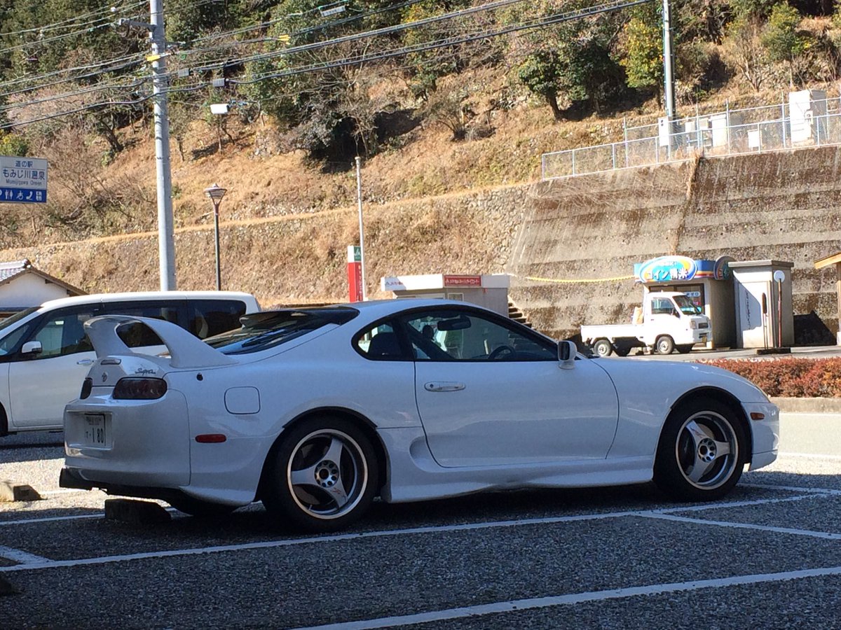 フェンみくたリア あなたと車どんな物語がありますか 正直車とか興味なかったけど いろんな友達に触発されて180sxを購入 そこから 80スープラに乗りたい という人生初の夢を持つ 壊れて直してを繰り返し金銭面の関係で泣く泣く手放し途方に暮れていた所 フェンみくたリア あなたと車どんな物語がありますか 正直車とか興味なかったけど いろんな友達に触発されて180sxを購入 そこから 80スープラに乗りたい という人生初の夢を持つ 壊れて直してを繰り返し金銭面の関係で泣く泣く手放し途方に暮れていた所