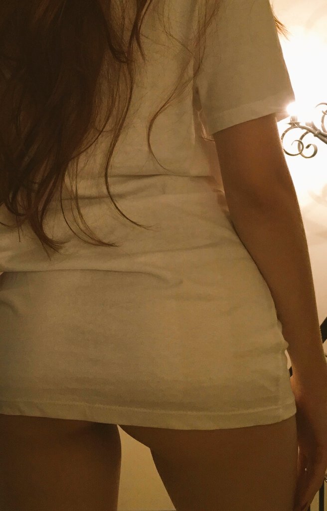 Pomeriggi nell'attesa delle amiche. Stasera pizzeria.