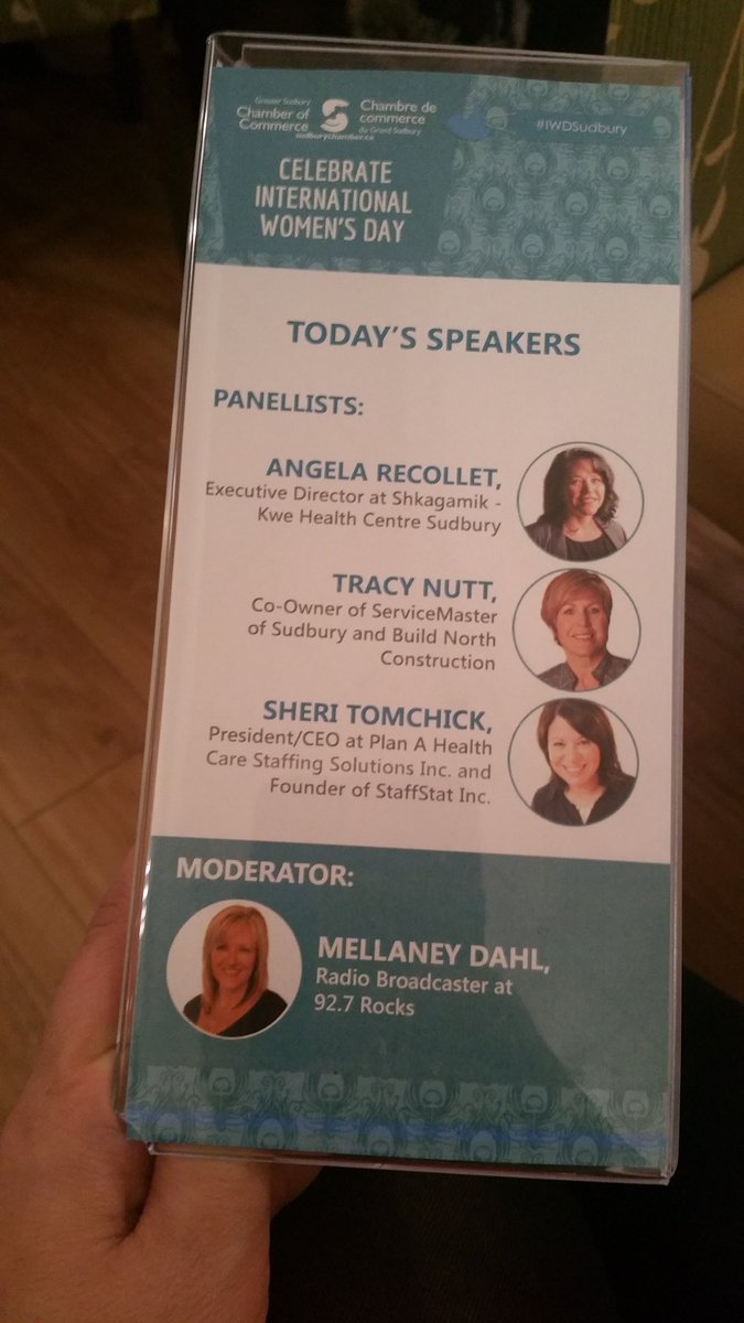 "Take that risk or you won't see the reward" Tracy Nutt, one of our panelists this morning #IWDSudbury.