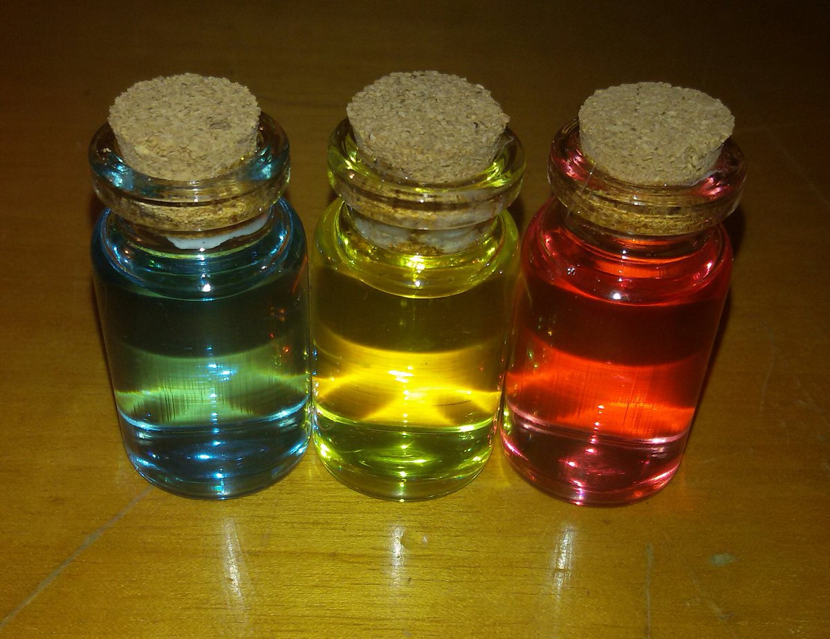 CharmedPerSempe's tweet photo. Interested in some #VanquisingPotions? #OwnCraft selling them in sets of 3.I'm saving for the #P3Convention. Will u help w/ ur purchase? 😊 https://t.co/vVbaIbVyhp